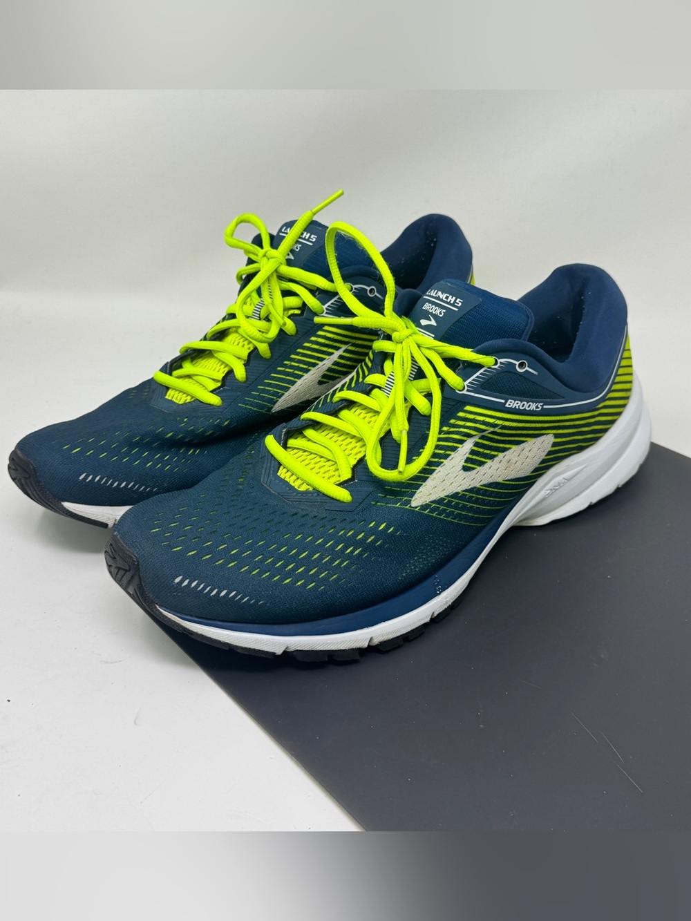 Brooks Launch 5 Mens Size 12.5 Blue Yellow Running Walking Shoes Sneaker